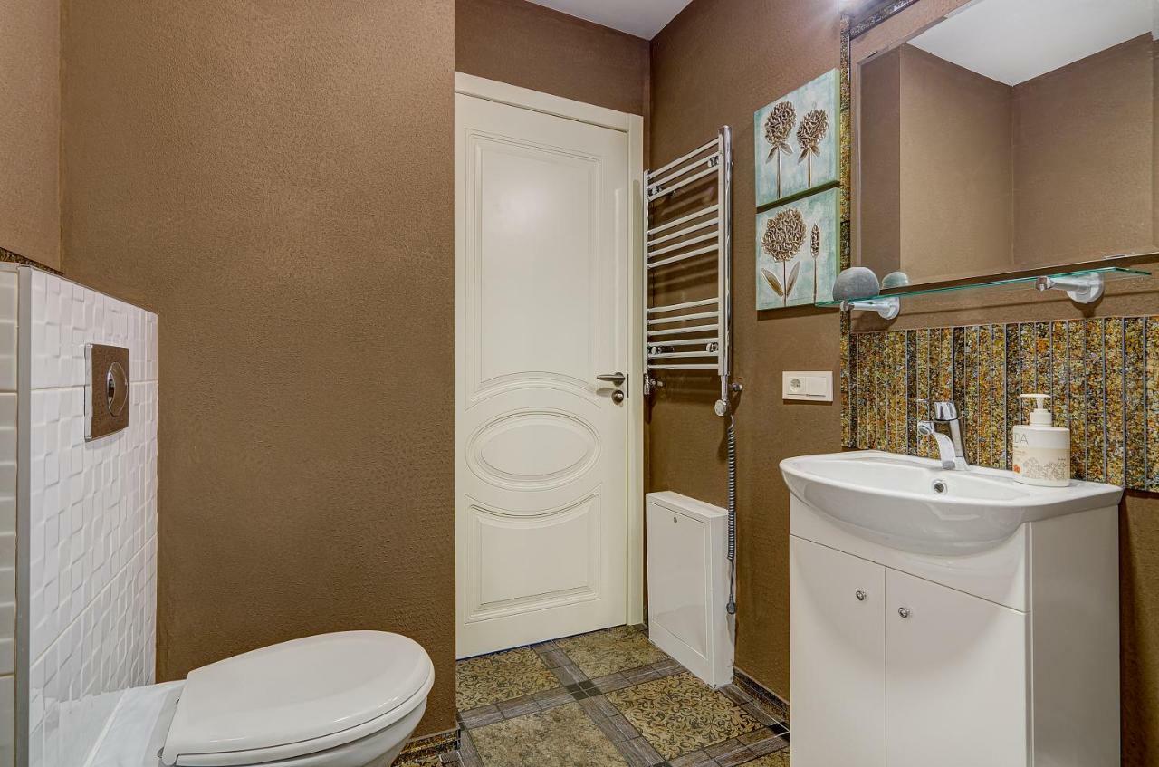 Bright Apartment Near Akropolis ヴィリニュス エクステリア 写真