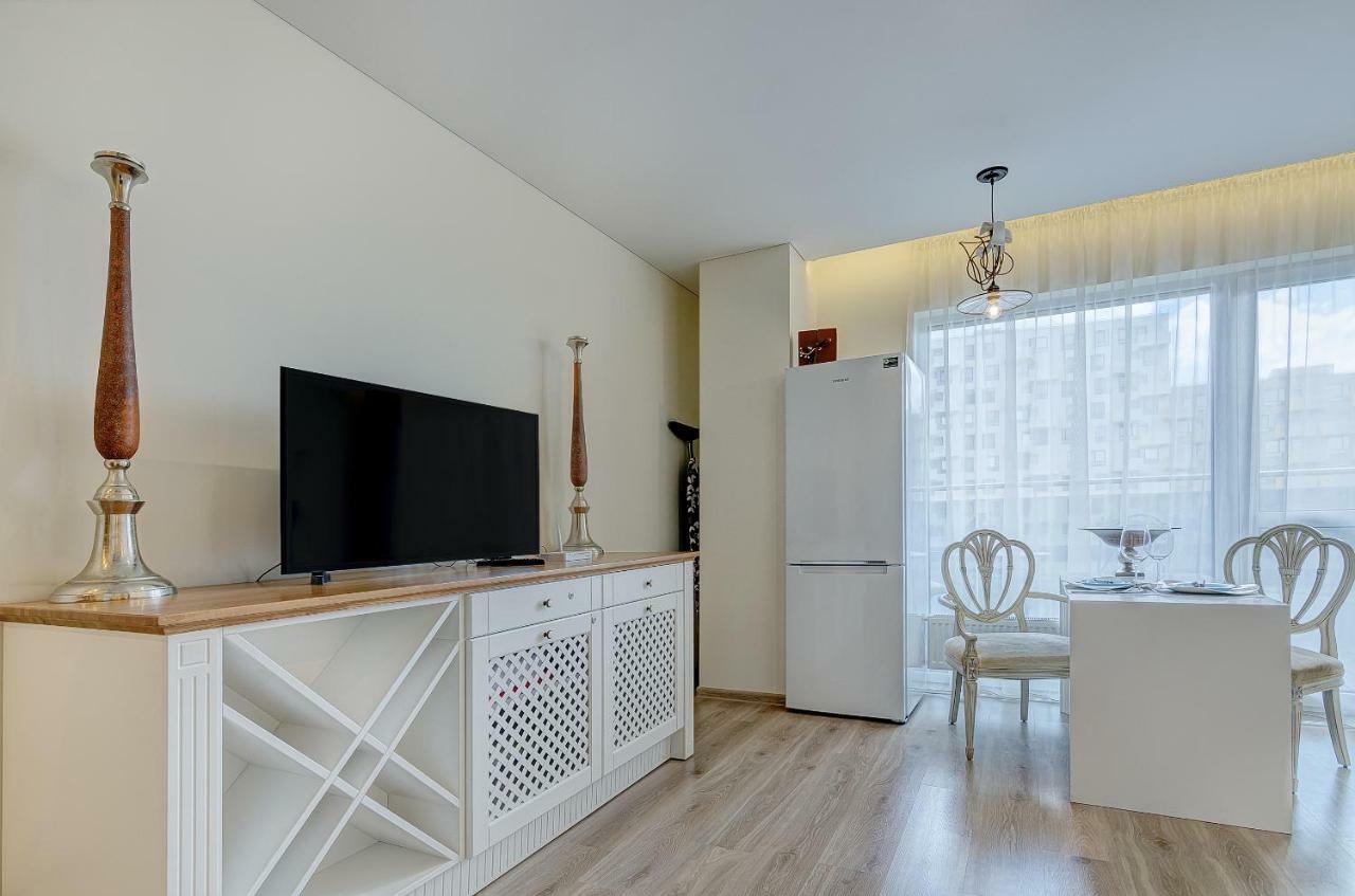 Bright Apartment Near Akropolis ヴィリニュス エクステリア 写真