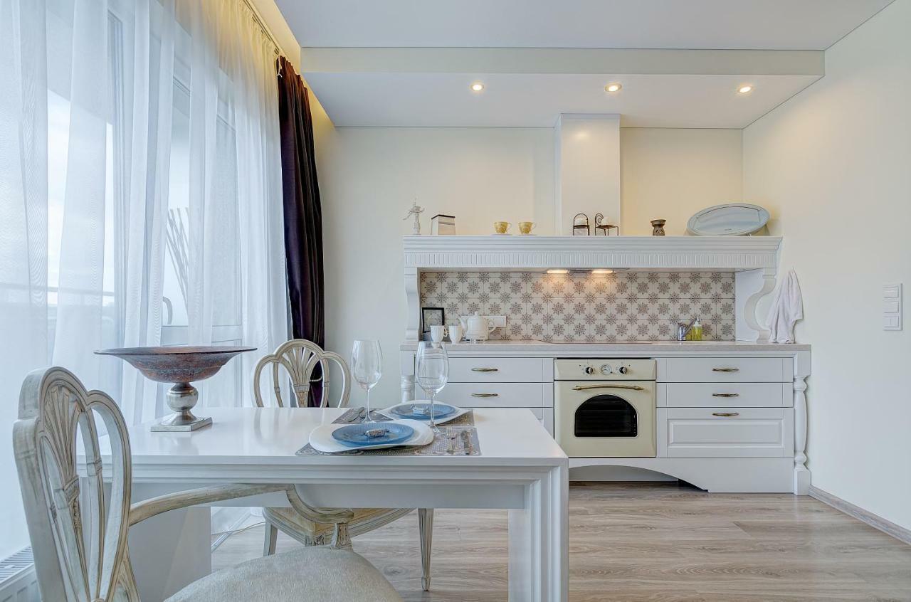 Bright Apartment Near Akropolis ヴィリニュス エクステリア 写真
